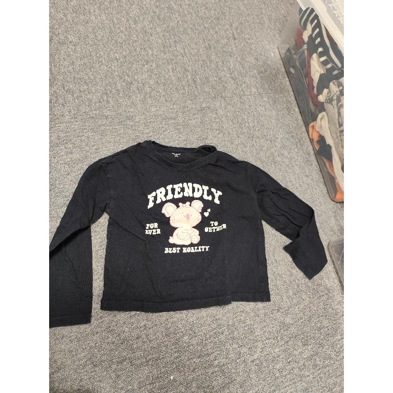 Tee shirt manches longues TAILLE 5 ans