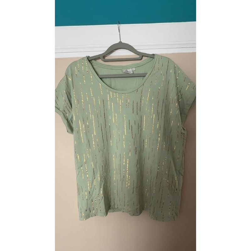 Teeshirt vert  TAILLE L