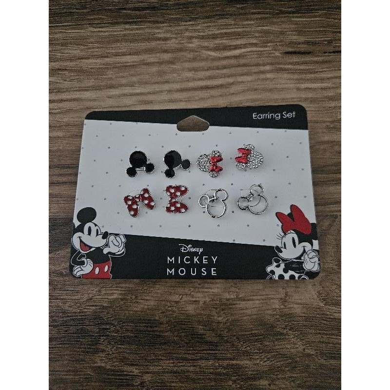 Boucle d'oreille Minnie TAILLE 3A