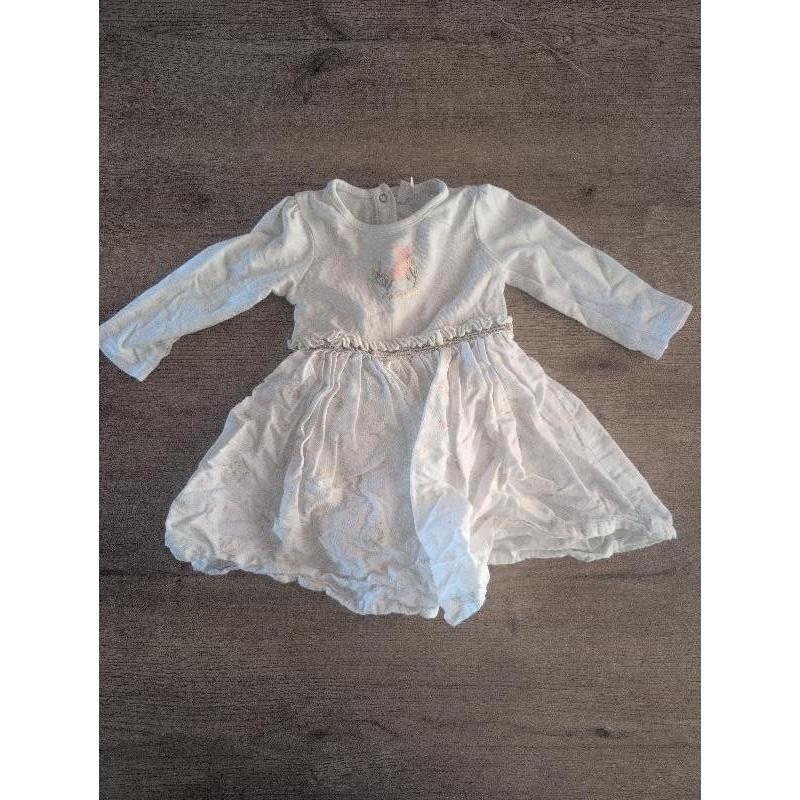 Robe TAILLE 6M