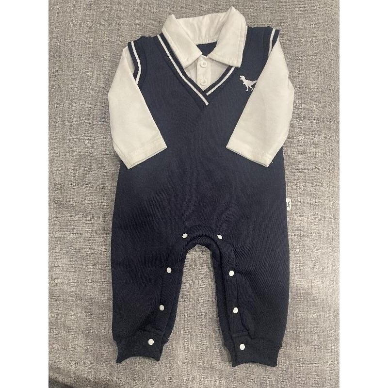 Ensemble combinaison neuf  TAILLE 9 mois