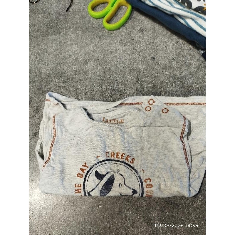T shirt ml beige creeks TAILLE 12 mois