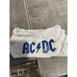 T shirt ml acdc TAILLE 6 mois