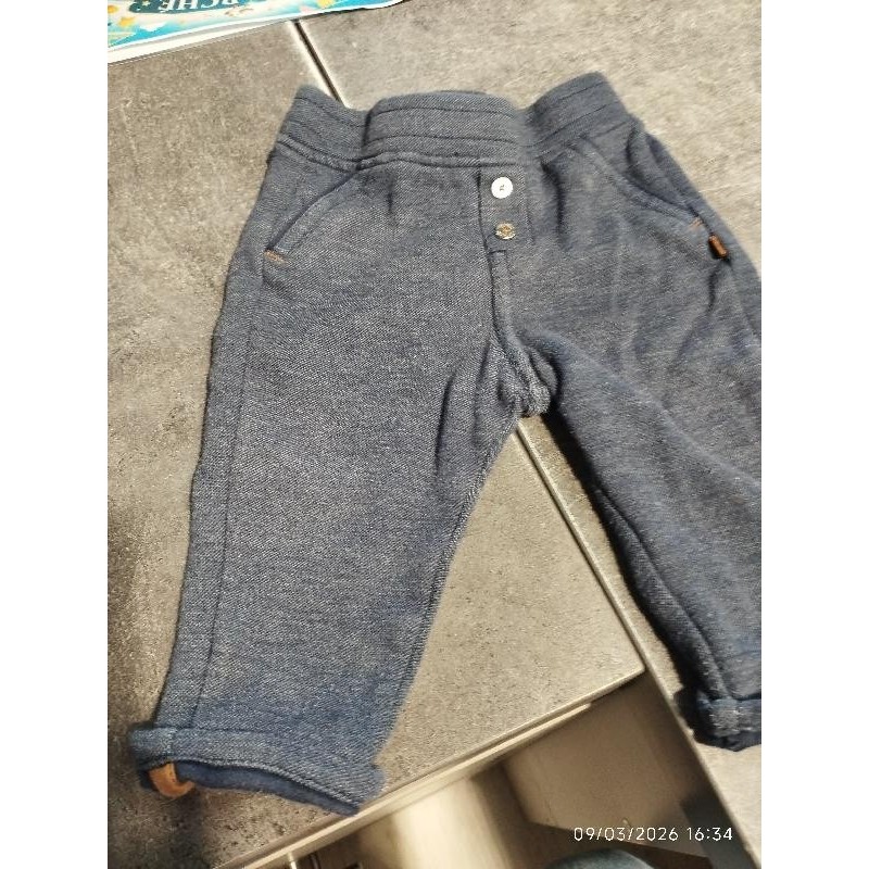 Pantalon bleu obaibi TAILLE 6 mois