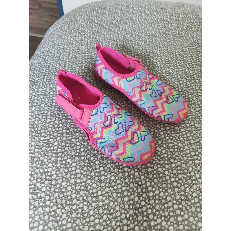 Chaussures pour l'eau  TAILLE 32/33