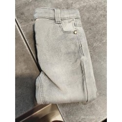 Jean's gris clair  TAILLE 9...