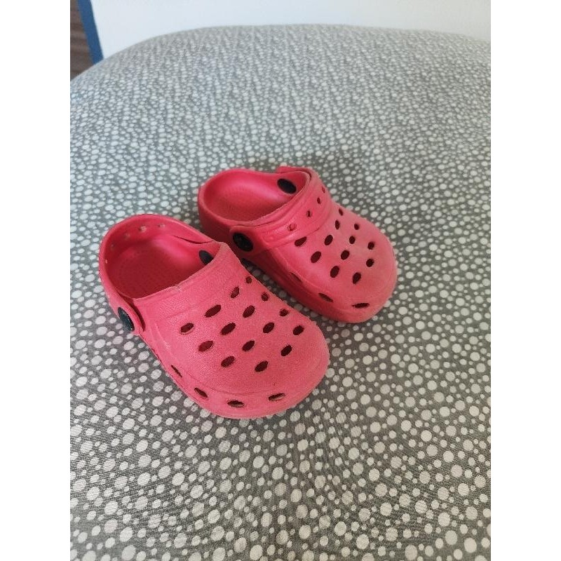 Crocs TAILLE 20/21