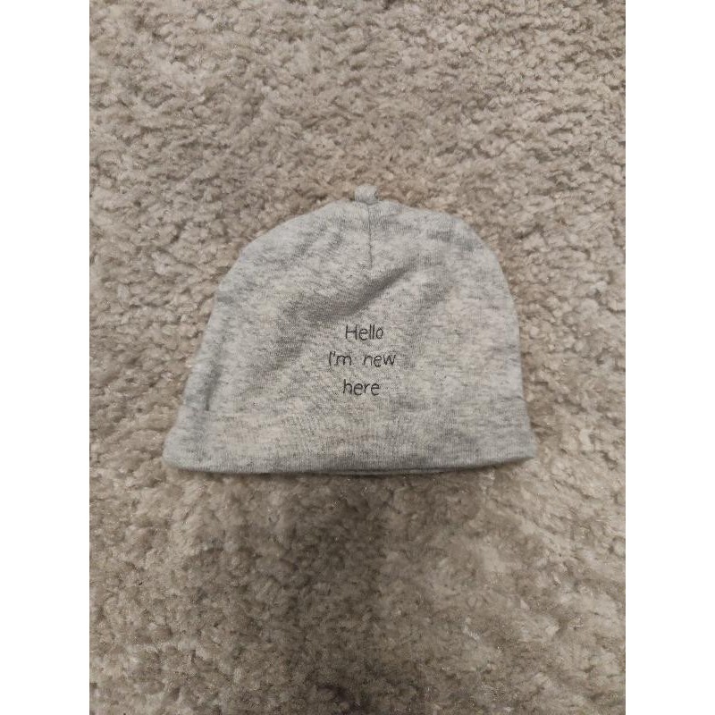 Bonnet hello gris  TAILLE Naissance 