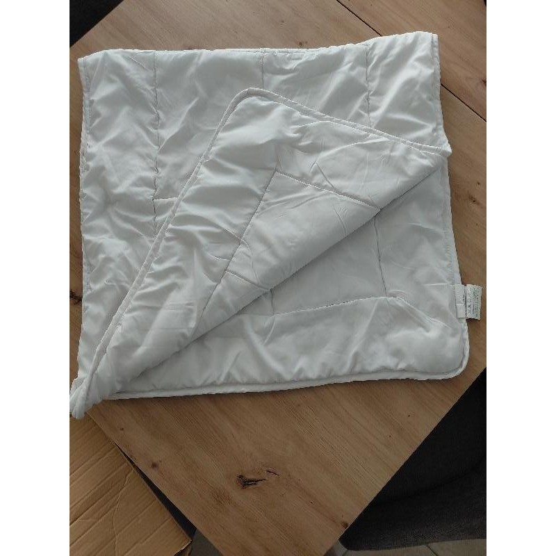 Couette bébé blanche 70x140cm DIMENSIONS 70x140cm