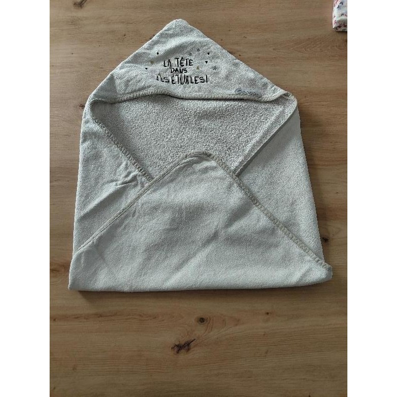 Cape de bain étoiles TAILLE Naissance 