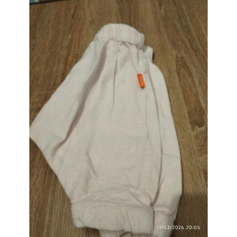 Pantalon sarouel rose clair velour  TAILLE 3 m