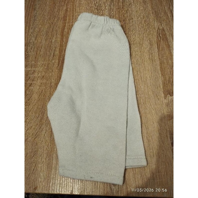 Jogging gris clair TAILLE 3 m