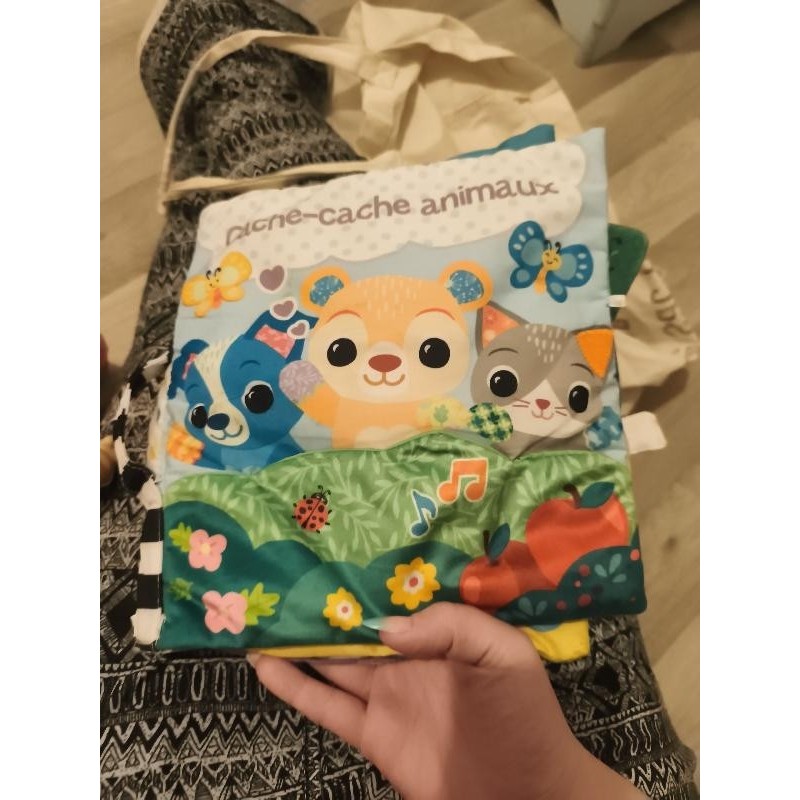Livre interactif cache cache animaux vtech