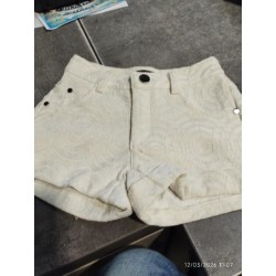 Short fanny look blanc...