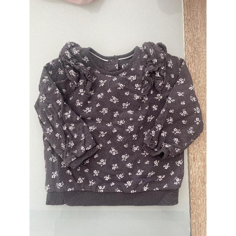 Pull fleuri  TAILLE 9-12 mois 