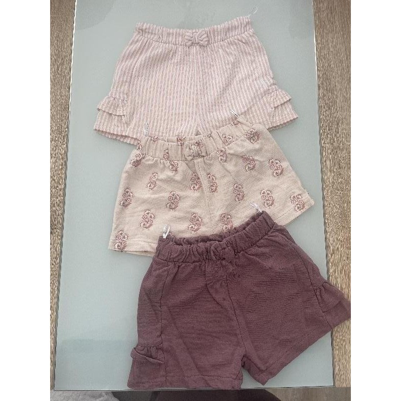 Ensemble de 3 Shorts  TAILLE 9-12 mois