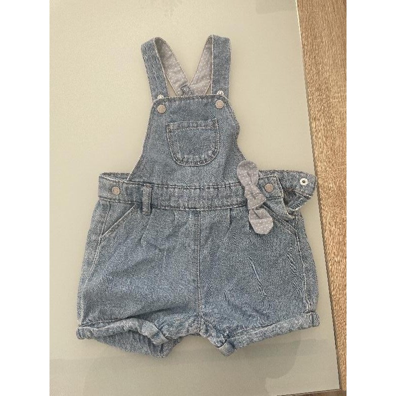 Salopette en jean  TAILLE 12 mois 