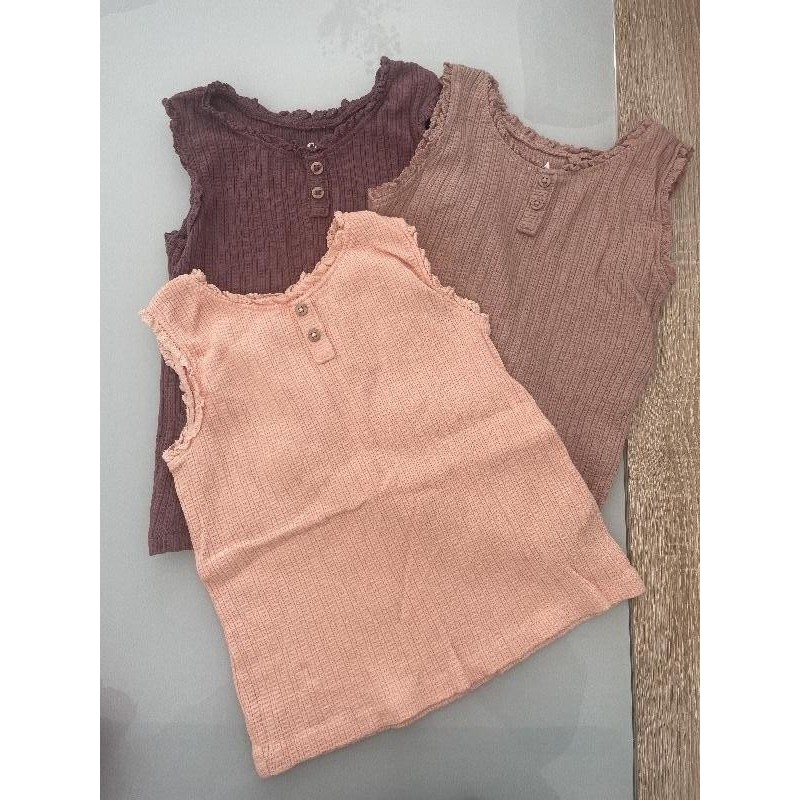 Ensemble débardeur  TAILLE 9-12 mois 