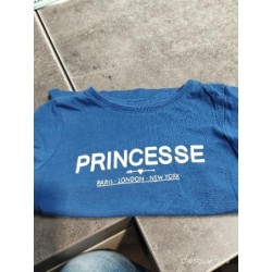 T shirt bleu princesse...