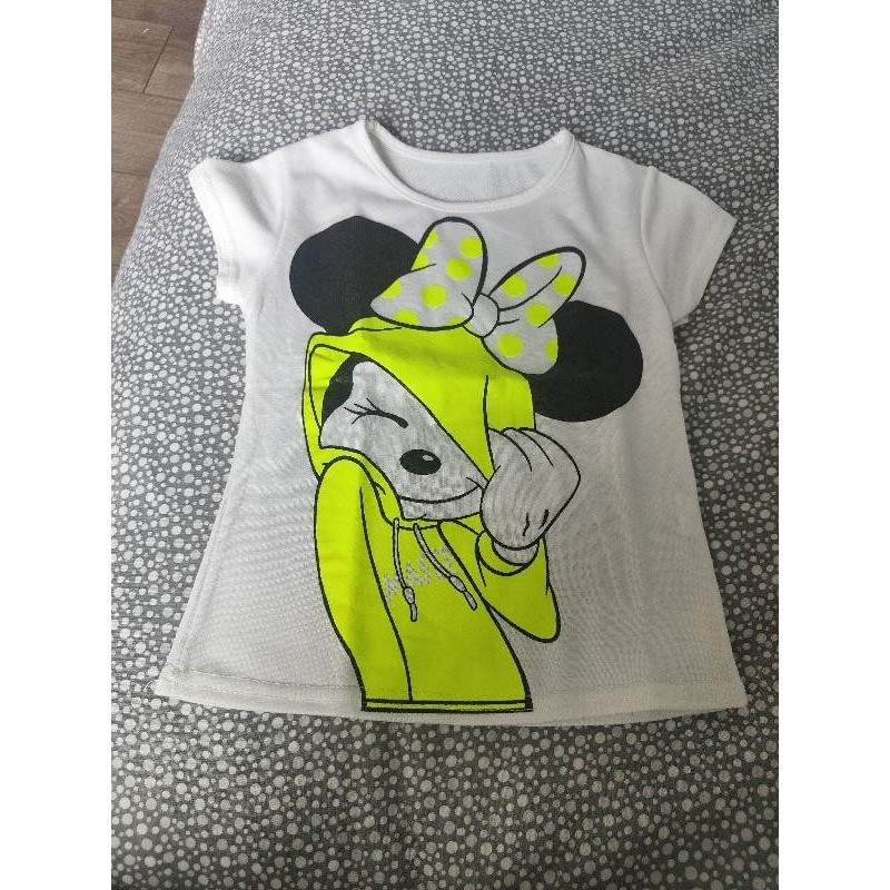 Tee shirt fille Minnie  TAILLE 4