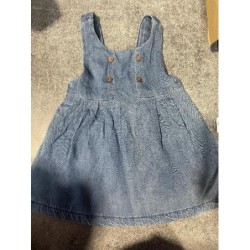 Robe en jean  TAILLE 9 mois 