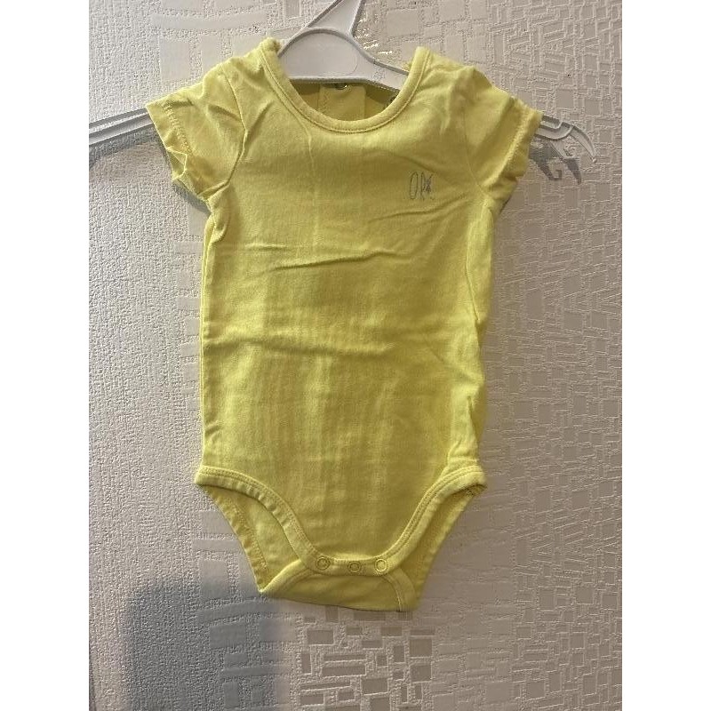 Bodi jaune orchestra  TAILLE 3 mois