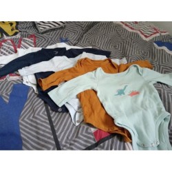 Lot de 5 body TAILLE 1 mois 
