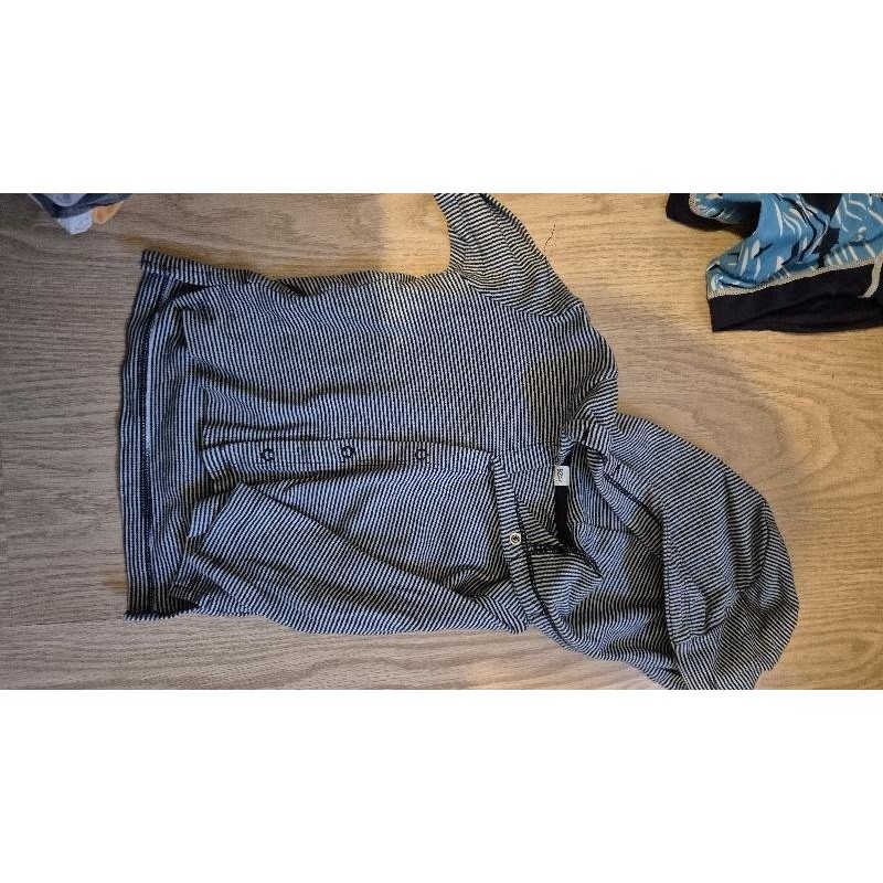 Gilet a rayures 12 mois  TAILLE 12-18 mois