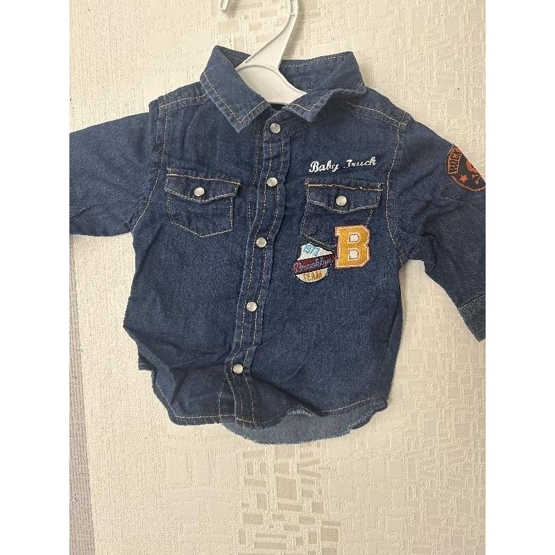 Chemise en jeans  TAILLE 1 mois