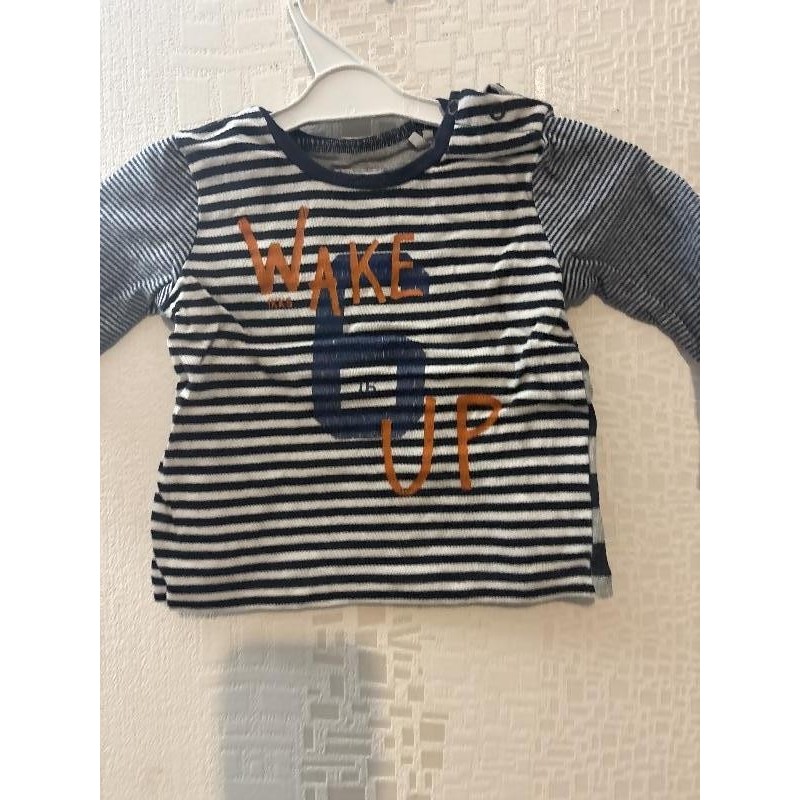 TEE shirt manches longues TAILLE 6 mois