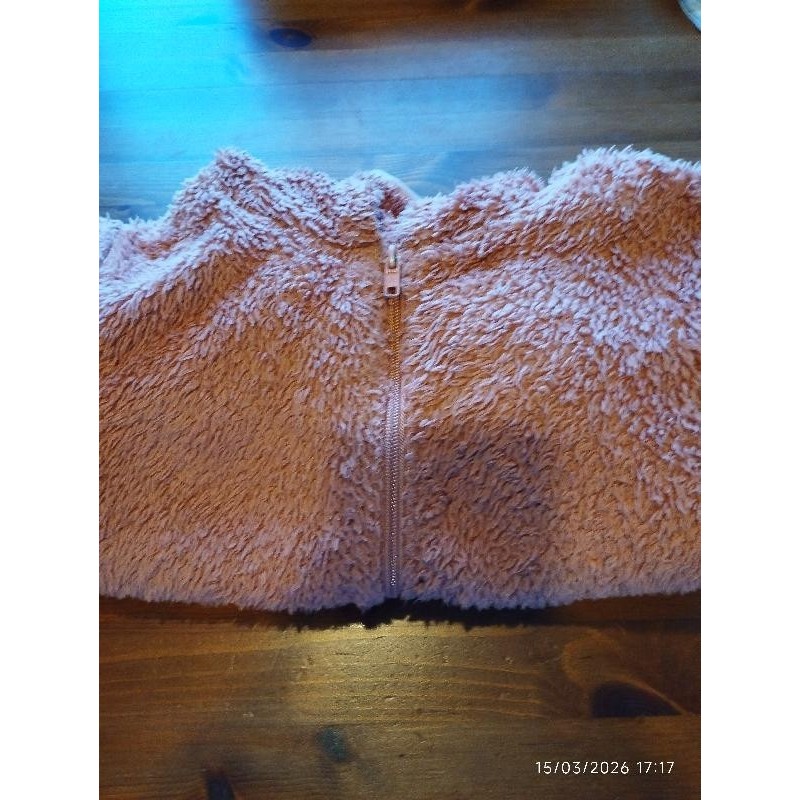 Polaire pilou Kiabi capuche rose TAILLE 8