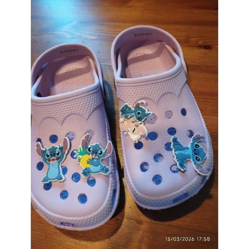 Croks violette disney TAILLE 33