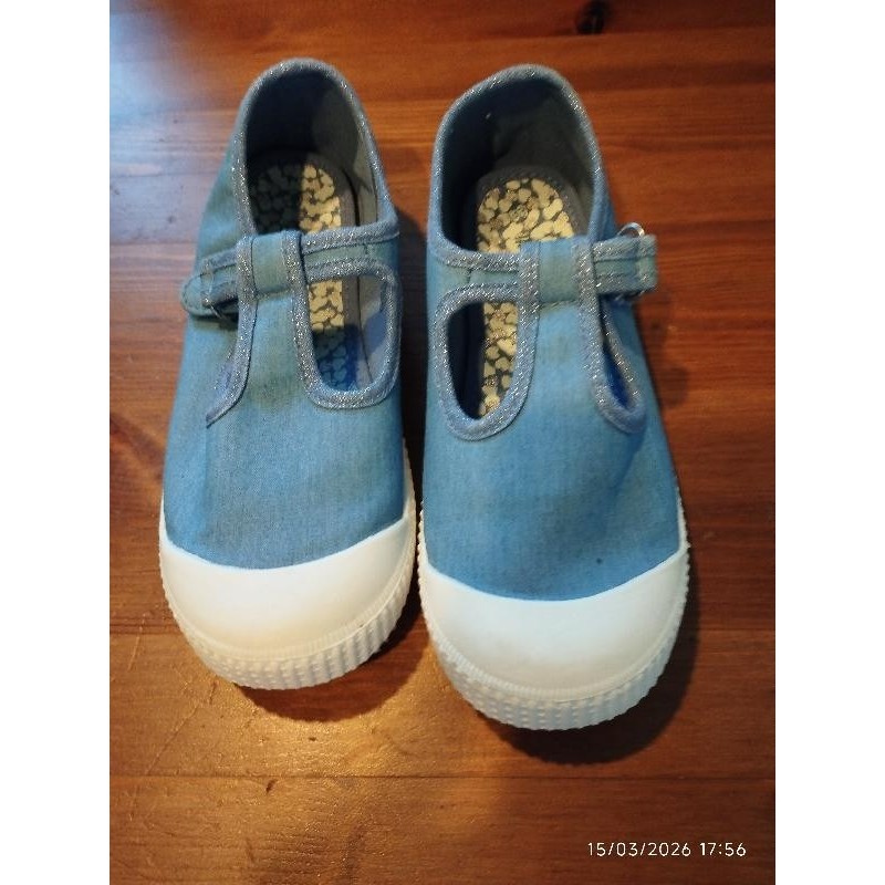 Basket toile bleu okaïdi TAILLE 33