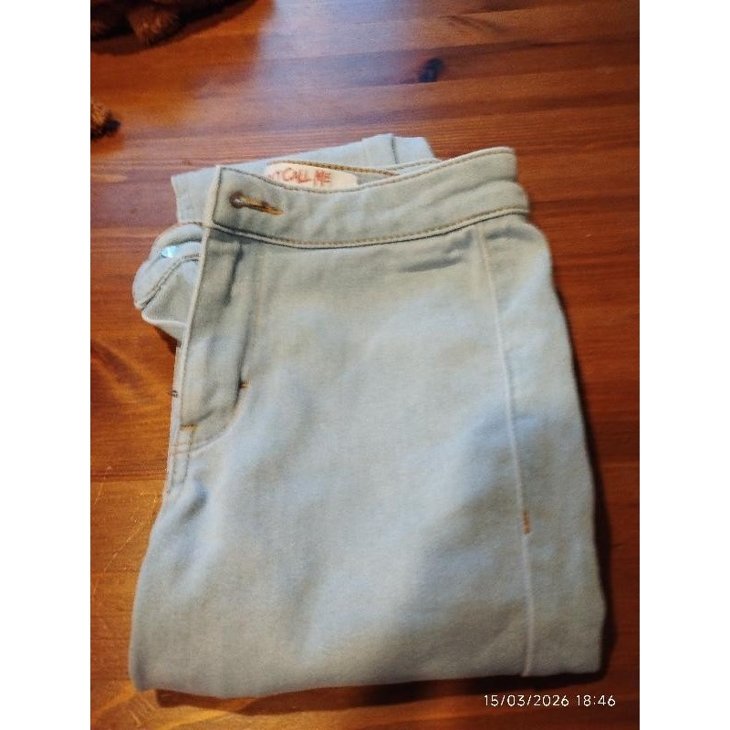 Jean's jennyfer bleu clair TAILLE 30 ou 10a
