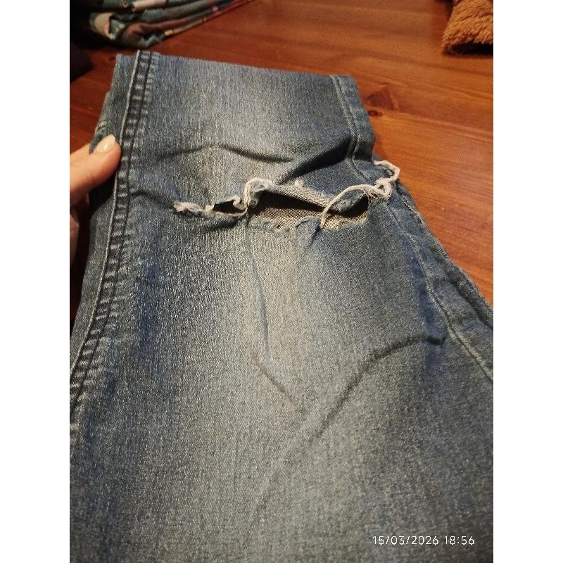 Jean's skinny denim bleu trous  TAILLE 10