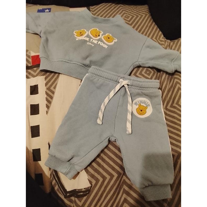 Ensemble Winnie l'ourson  TAILLE 1 mois