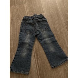 Jean à fleur  TAILLE 4
