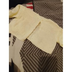 Brassière en laine...