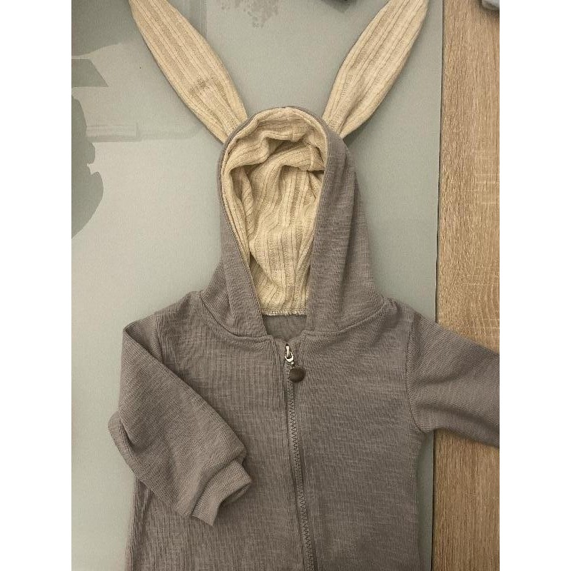 Combi grise oreilles de lapin 6 mois TAILLE 6 mois 