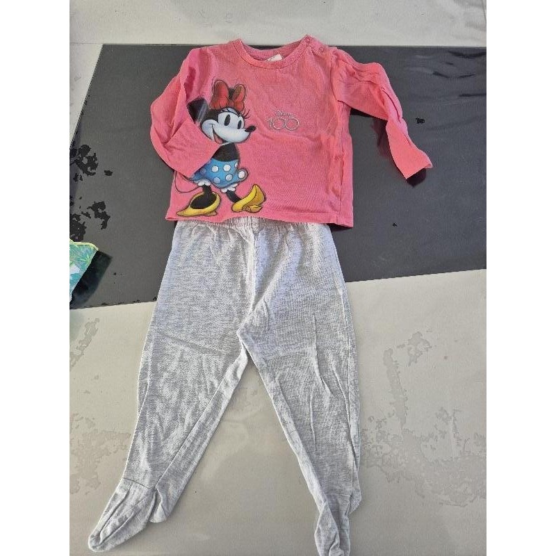 Pyjama 2 pièces  TAILLE 9 mois