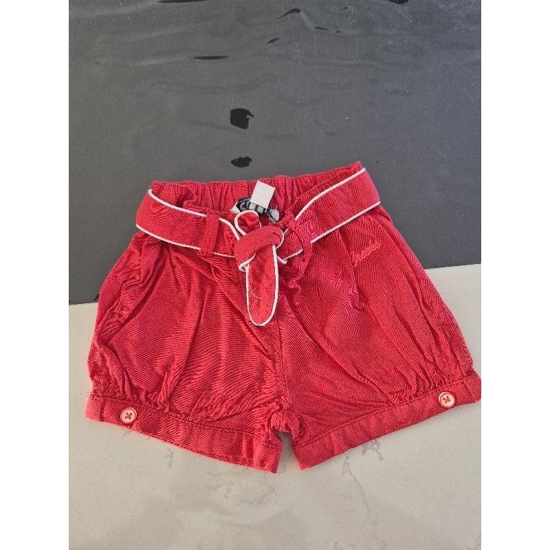 Short rouge 12 mois  TAILLE 12 mois