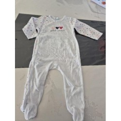 Pyjama blanc  TAILLE 18 mois
