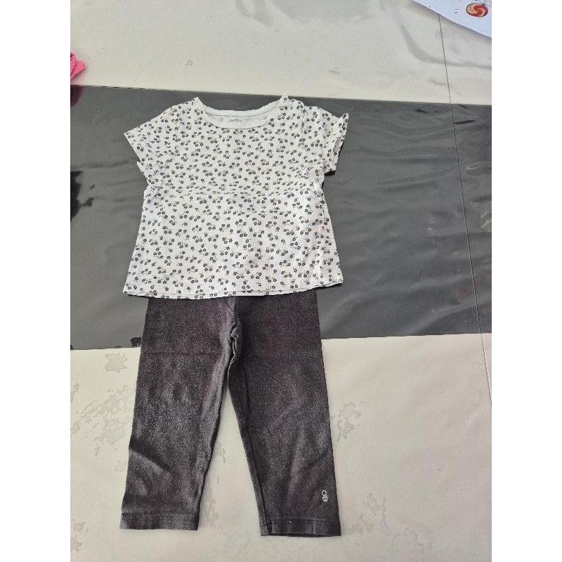Ensemble 18 mois obaibi  TAILLE 18 mois