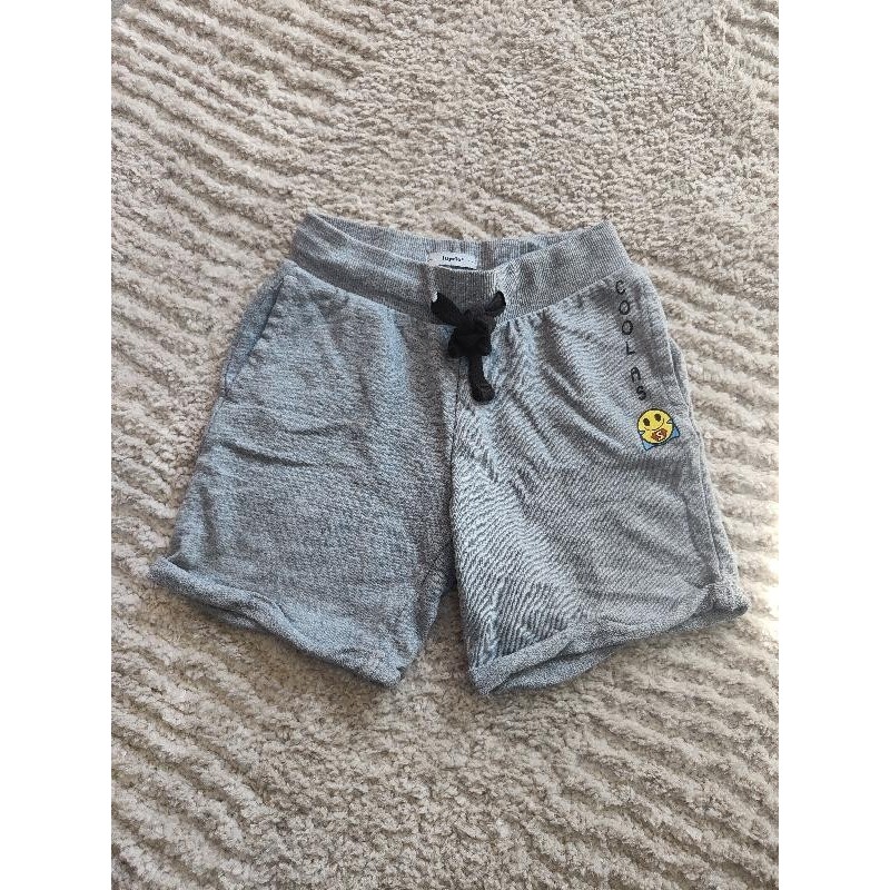 Short lupilu gris  TAILLE 8