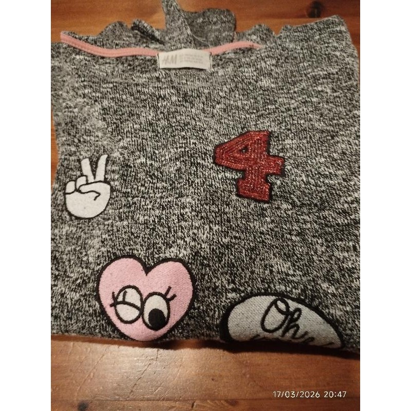 Pull gris coeur hetm TAILLE 12-14