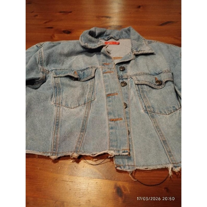 Veste tissaia jean's  TAILLE 12