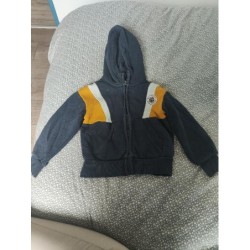 Sweat garçon zippé TAILLE 4