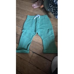 Pantalon vert neuf kiabi...
