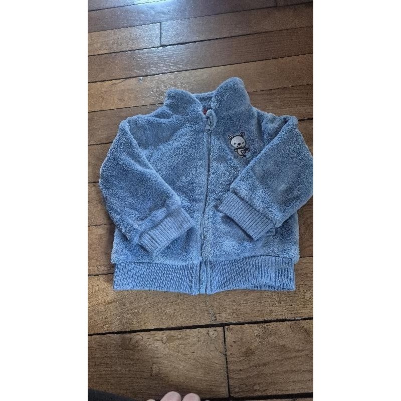 Veste polaire  TAILLE 18 mois 