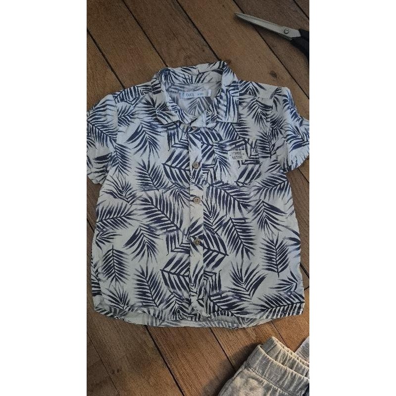 Chemisette bleue et blanche  TAILLE 36 mois 